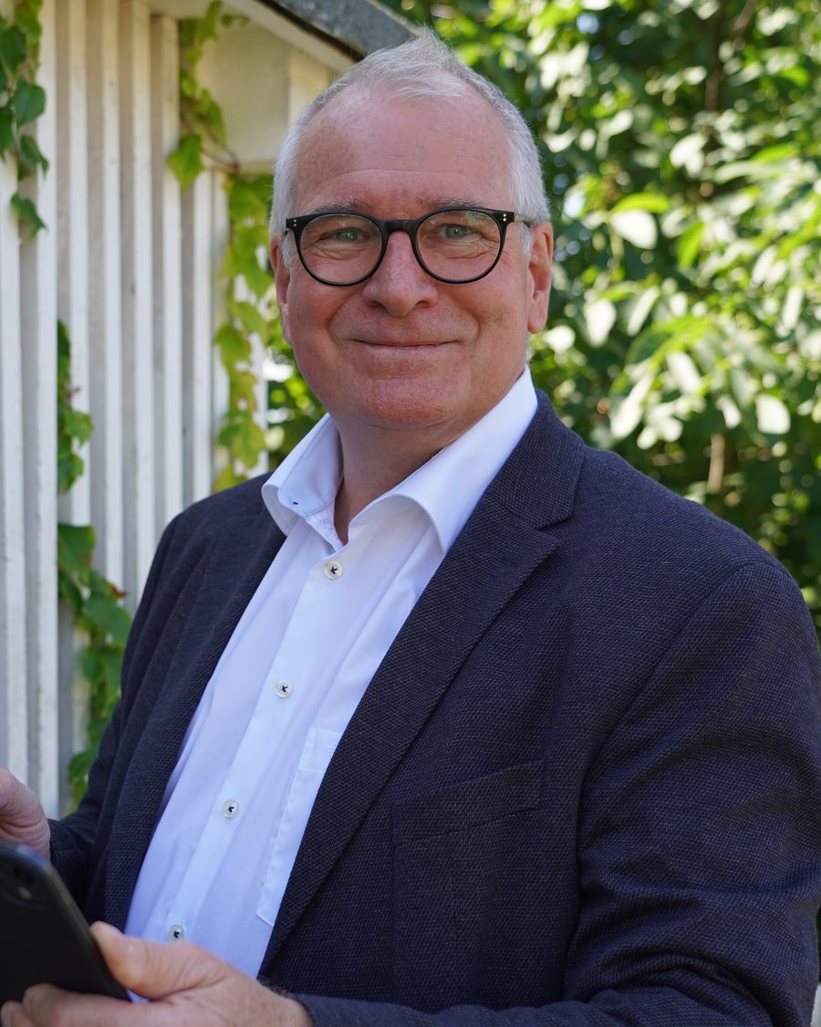 Klaus Zoll